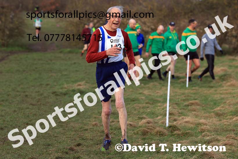 Womens 35 and Over and Mens 65 and Over, 2024 NEMAA Cross Country Champs., Wallsend. Photo: David T. Hewitson/Sports for All Pics